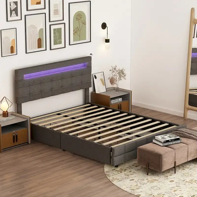 Cadre de lit Queen Size, Tête de lit LED, 4 tiroirs de rangement, Ports de chargement USB, Tissu en lin, Style moderne, Gris, 2 personnes