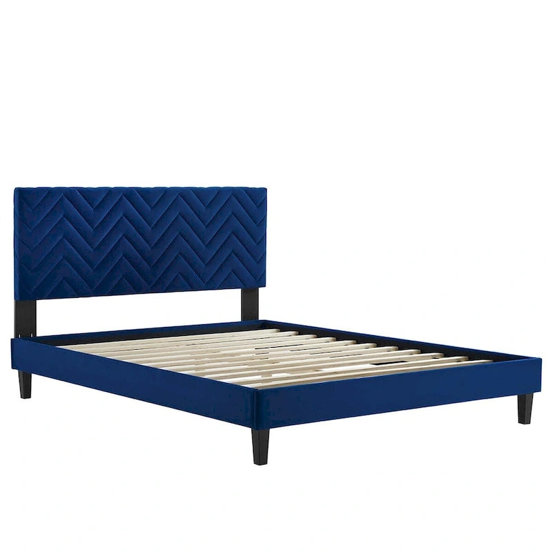Lit plateforme grand lit, tête de lit capitonnée en velours à chevrons, pieds en bois fuselés, style milieu de siècle, bleu / blanc / anthracite / rose, 2 personnes