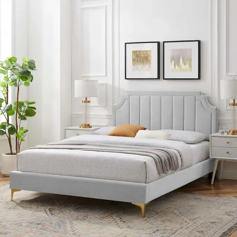 Lit plateforme jumeau, tête de lit capitonnée verticale, velours performant, pieds en métal doré, style glamour, rose / bleu marine / sarcelle / blanc / menthe / anthracite / rose poudré / gris clair, 1 personne